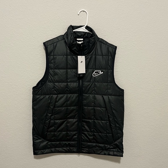 Nike Other - Nike Sportswear Full Zip Vest Gilet NFS Men's DV2929-010 Black Size Medium NWT